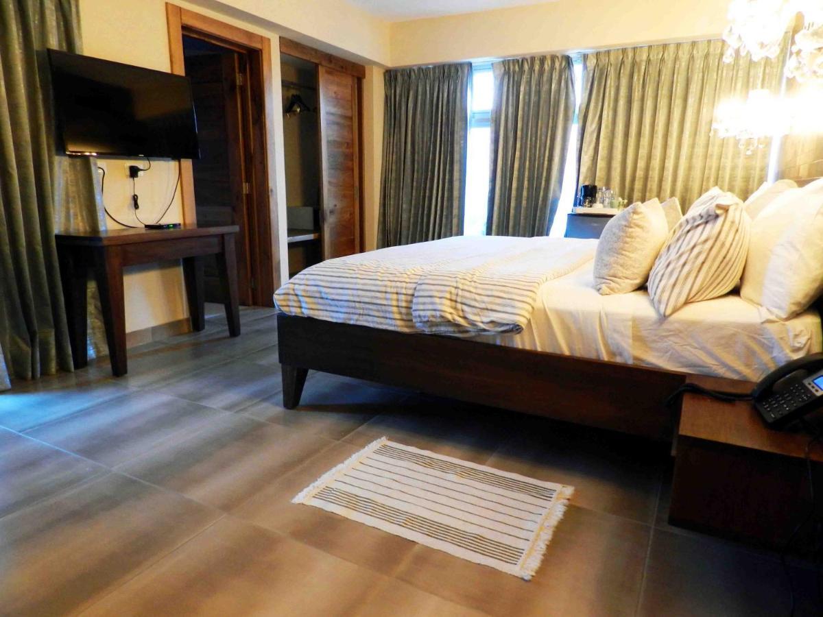Mon Hotel Boutique 콘스탄사 외부 사진