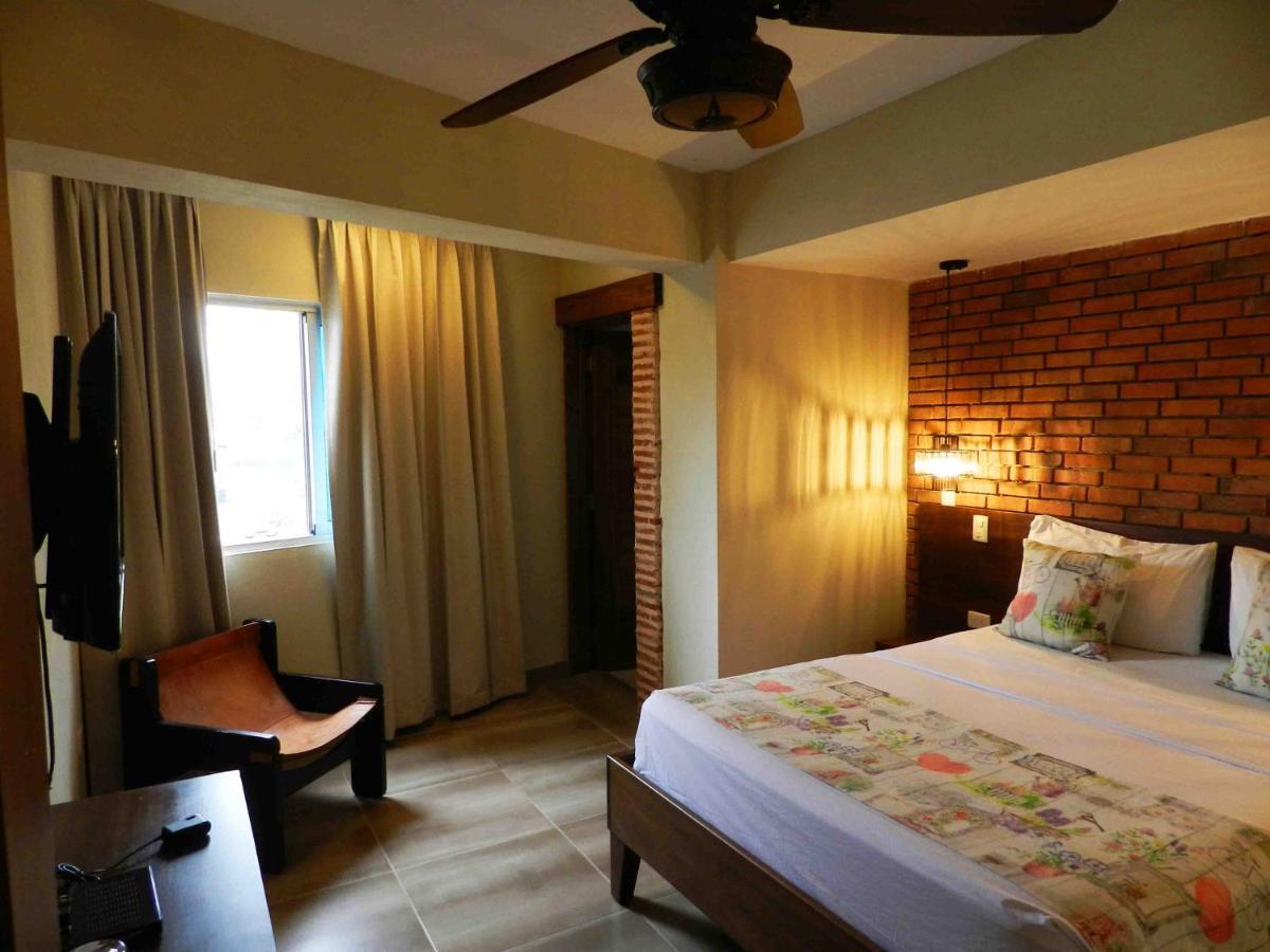 Mon Hotel Boutique 콘스탄사 외부 사진