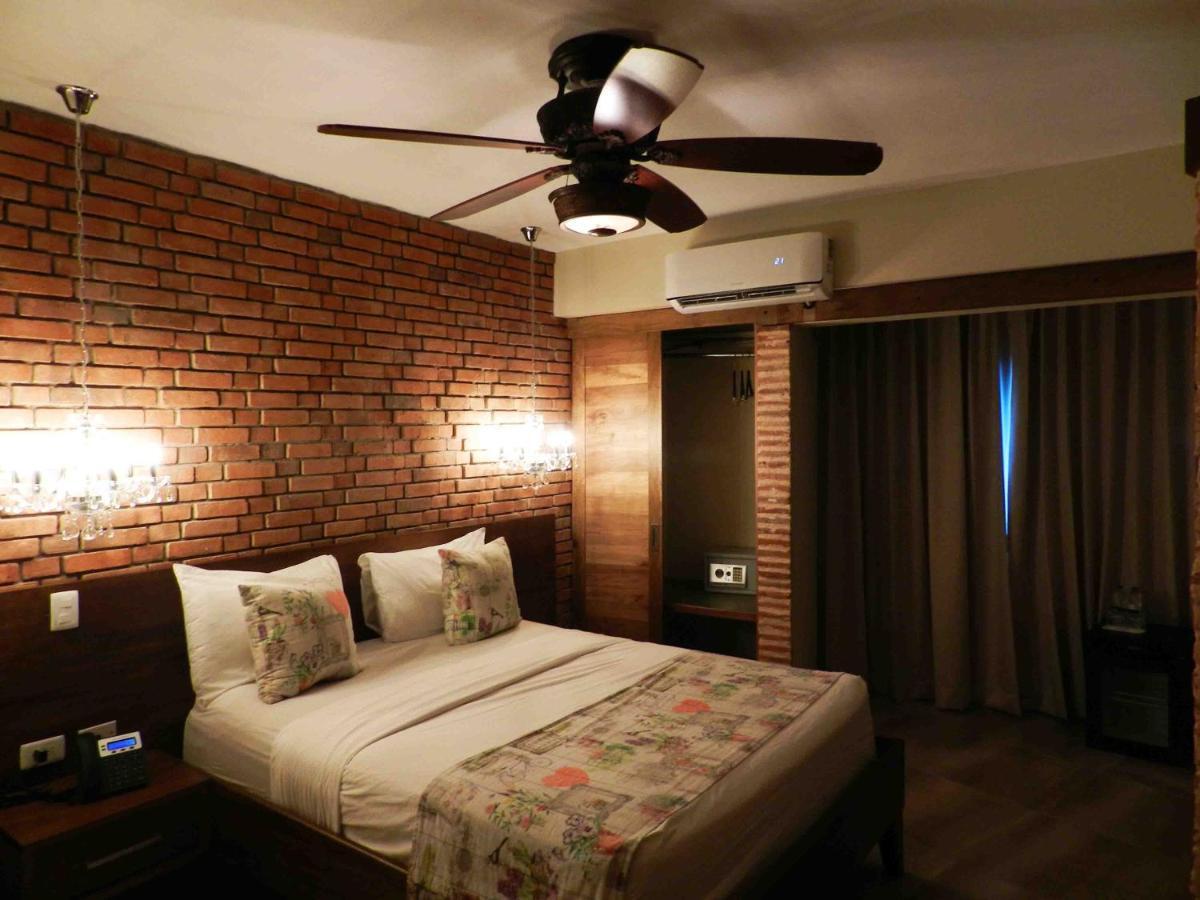Mon Hotel Boutique 콘스탄사 외부 사진