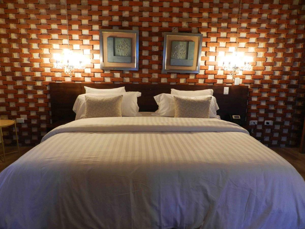 Mon Hotel Boutique 콘스탄사 외부 사진