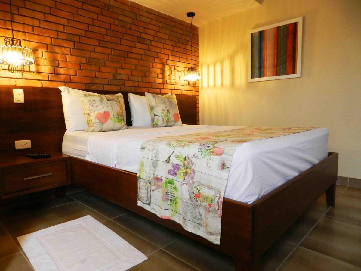 Mon Hotel Boutique 콘스탄사 외부 사진